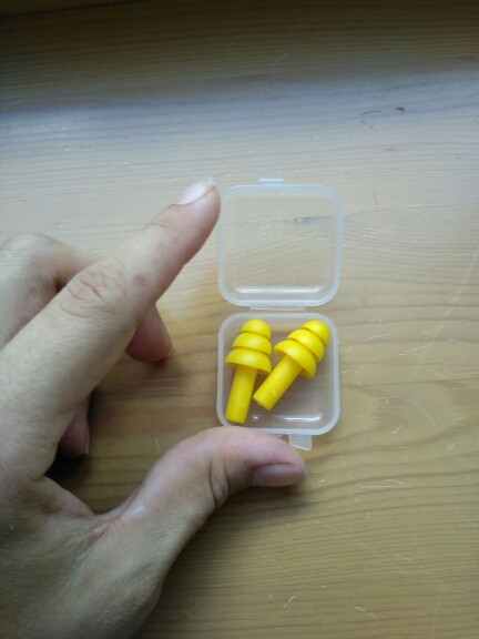 1 pair yellow Spiral Solid Convenient Silicone Ear Plugs Anti Noise Snoring Earplugs Comfortable For Study Sleeping